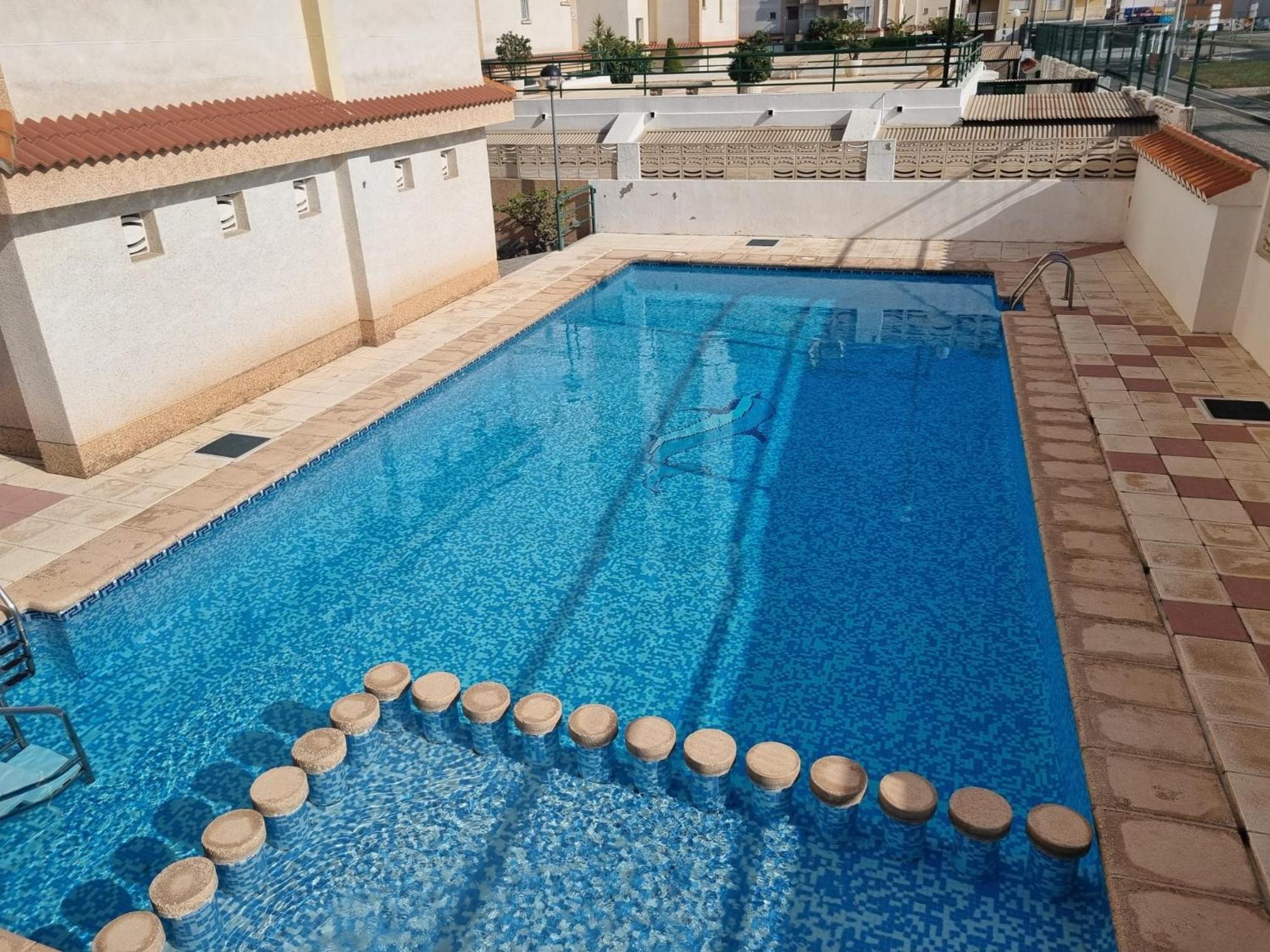 BONITO APARTAMENTO EN PLAYA DE GANDIA
