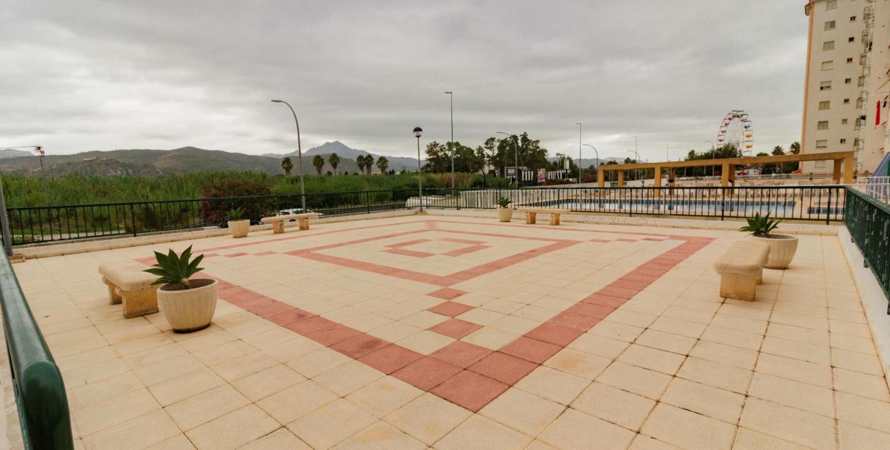 BONITO APARTAMENTO EN PLAYA DE GANDIA