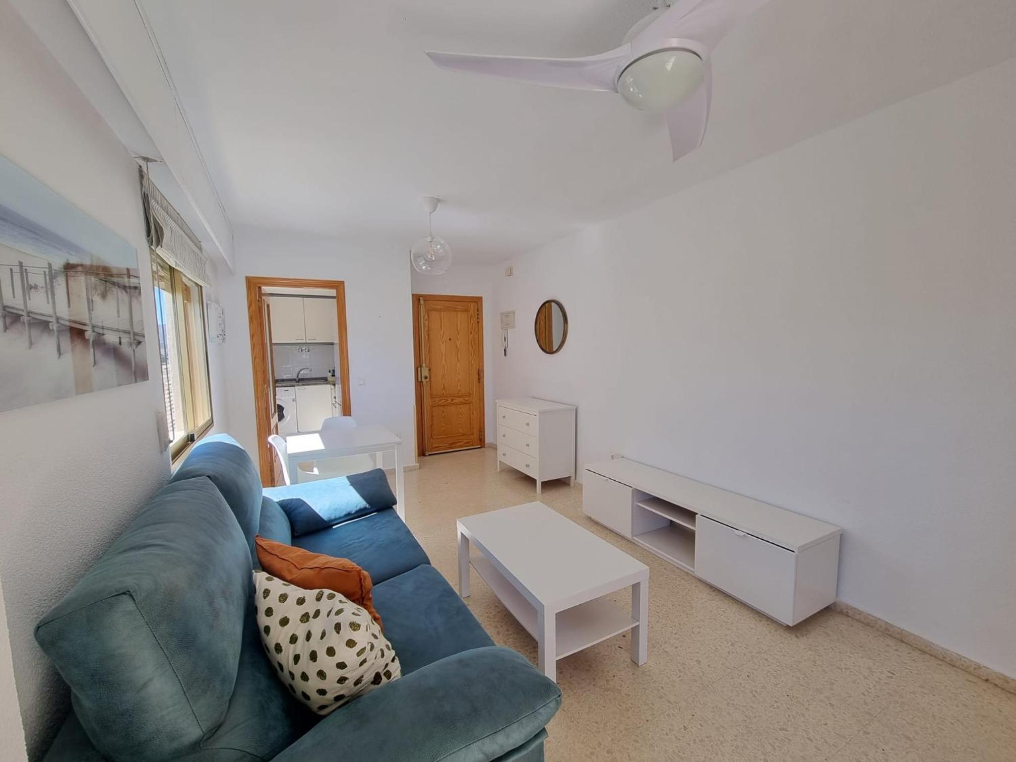 BONITO APARTAMENTO EN PLAYA DE GANDIA