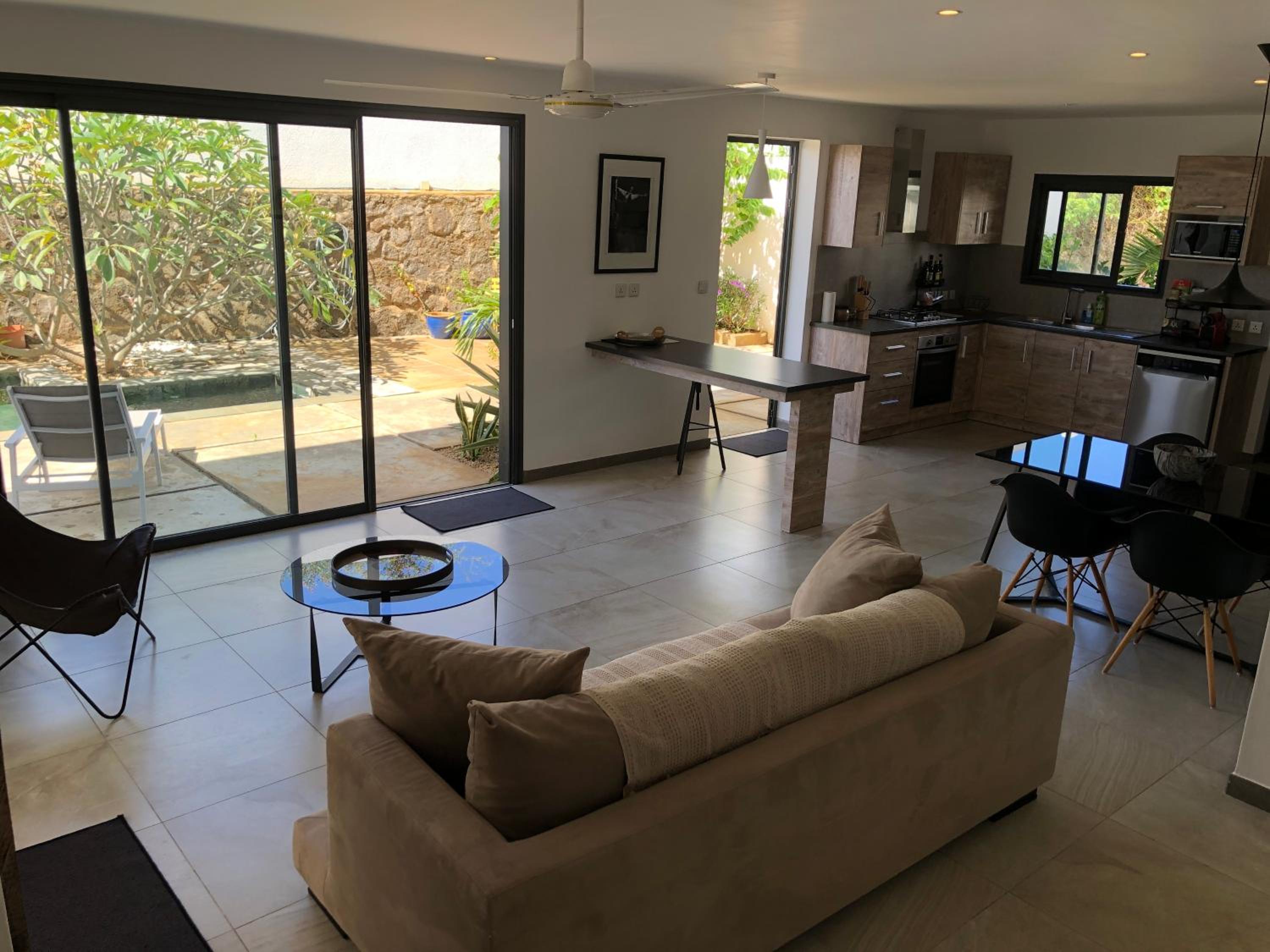 Villalina : Cosy, piscine privée, proche Grand Baie et plages view 3