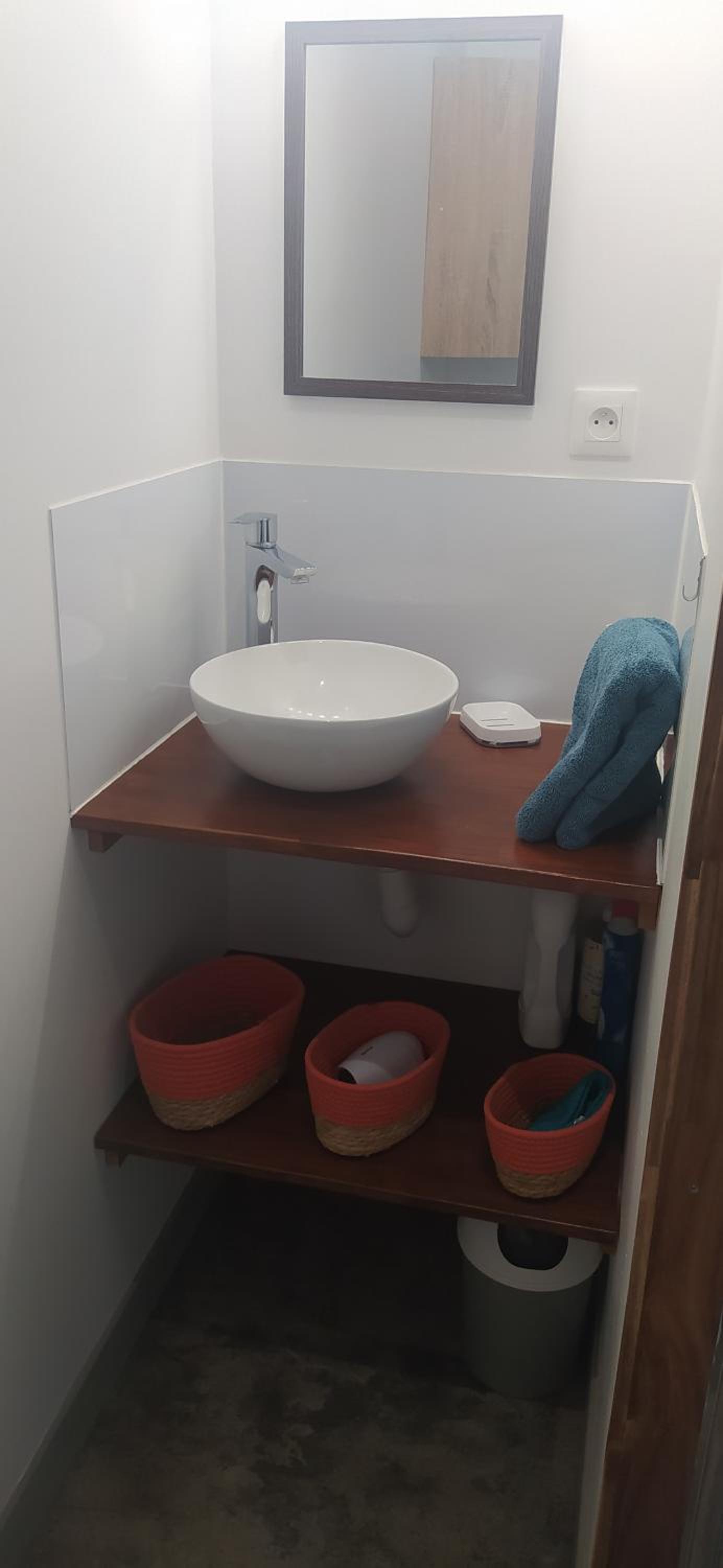 Photo 8