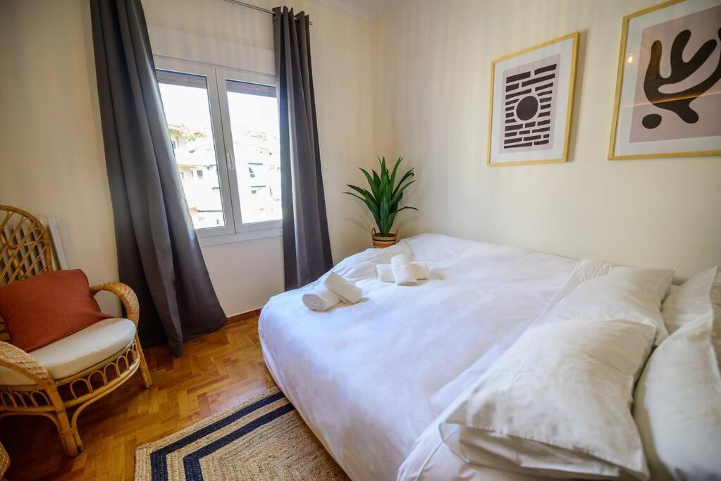 Boho Luxury 2 BR Apartment, Acropolis Museum View