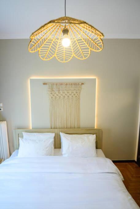 Boho Luxury 2 BR Apartment, Acropolis Museum View