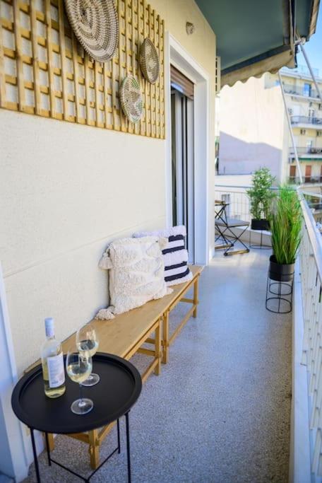 Boho Luxury 2 BR Apartment, Acropolis Museum View