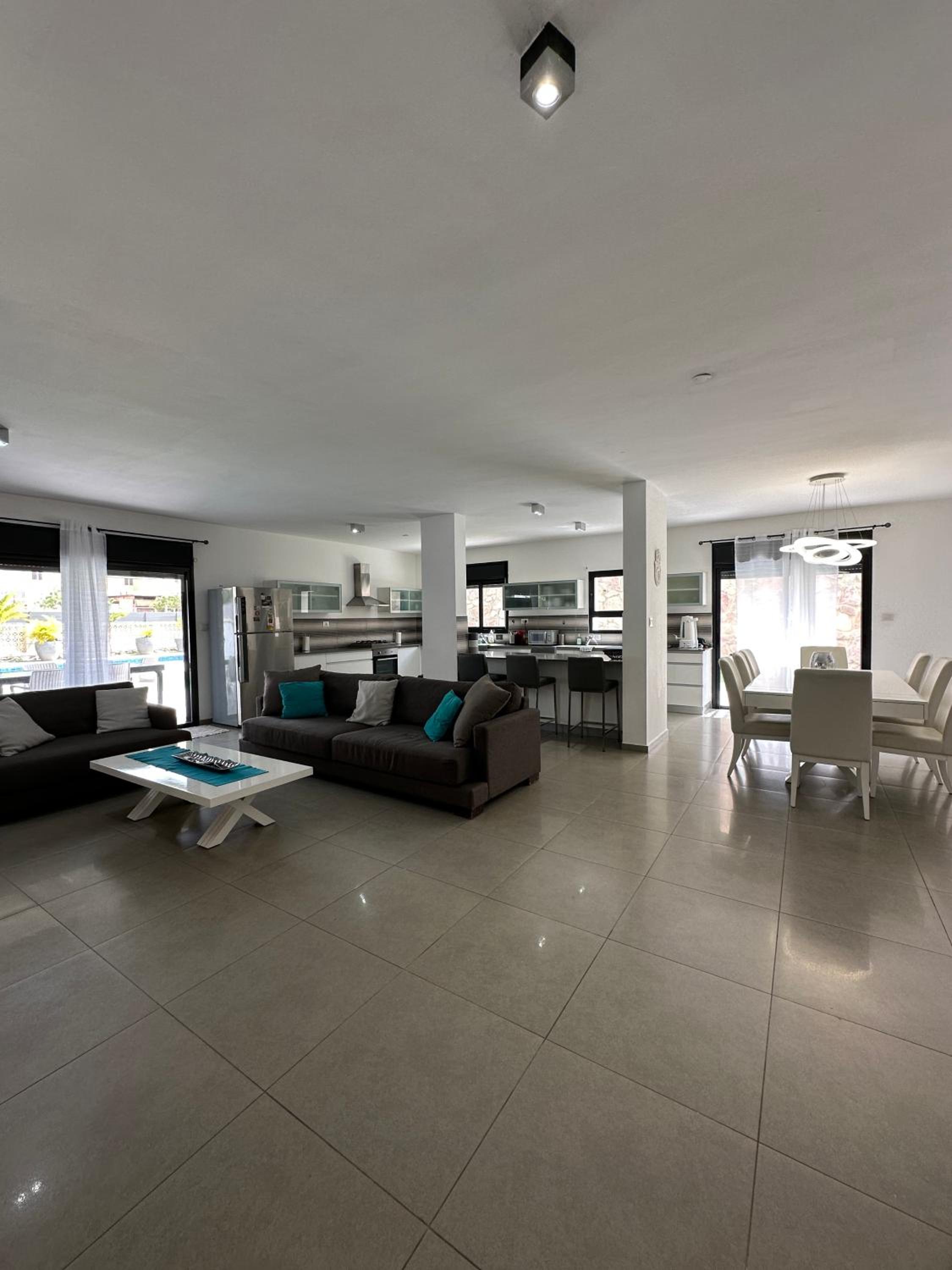Luxury garden floor Private Heated Pool 3BR view 2