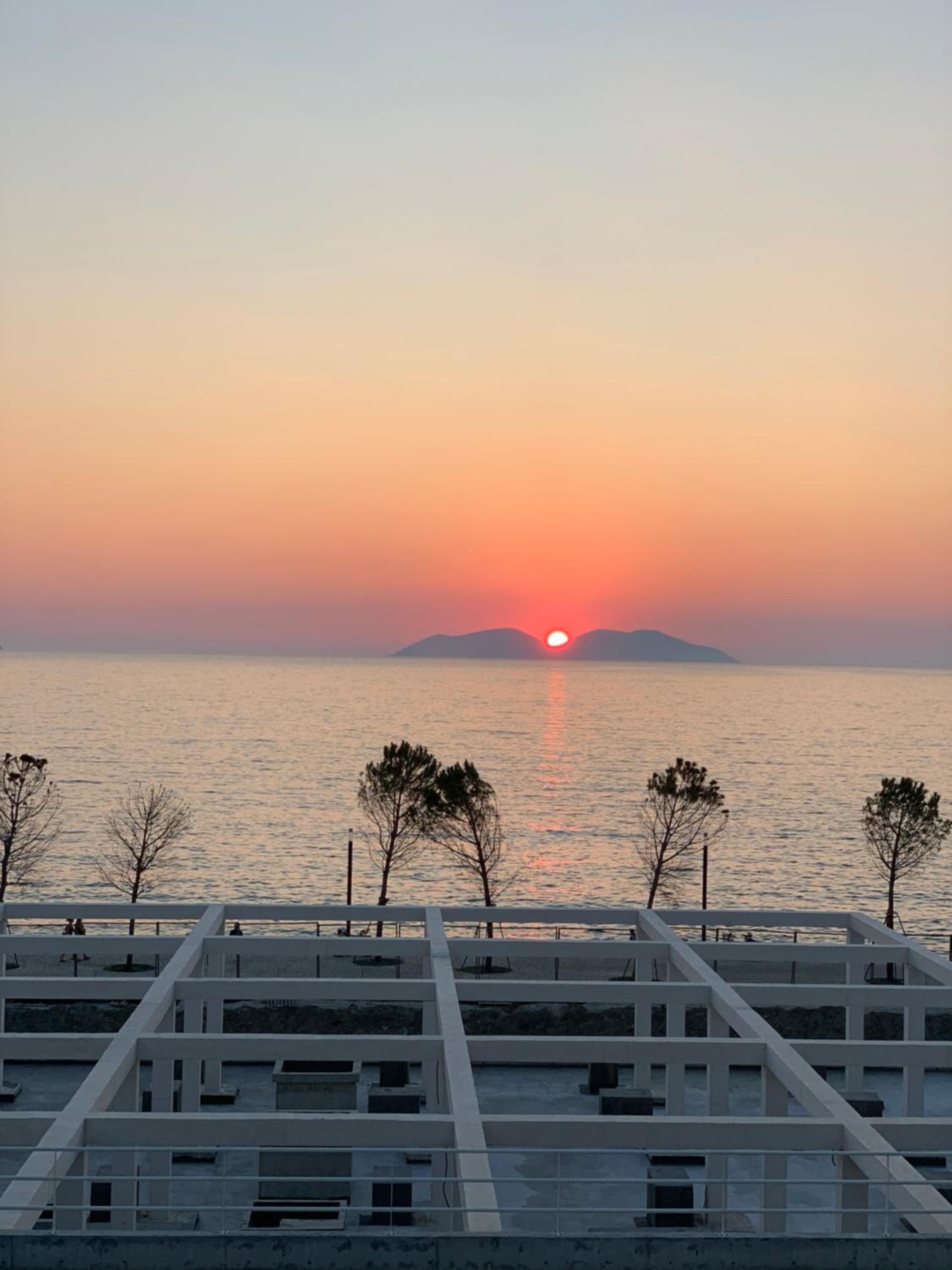 Sunset Resort