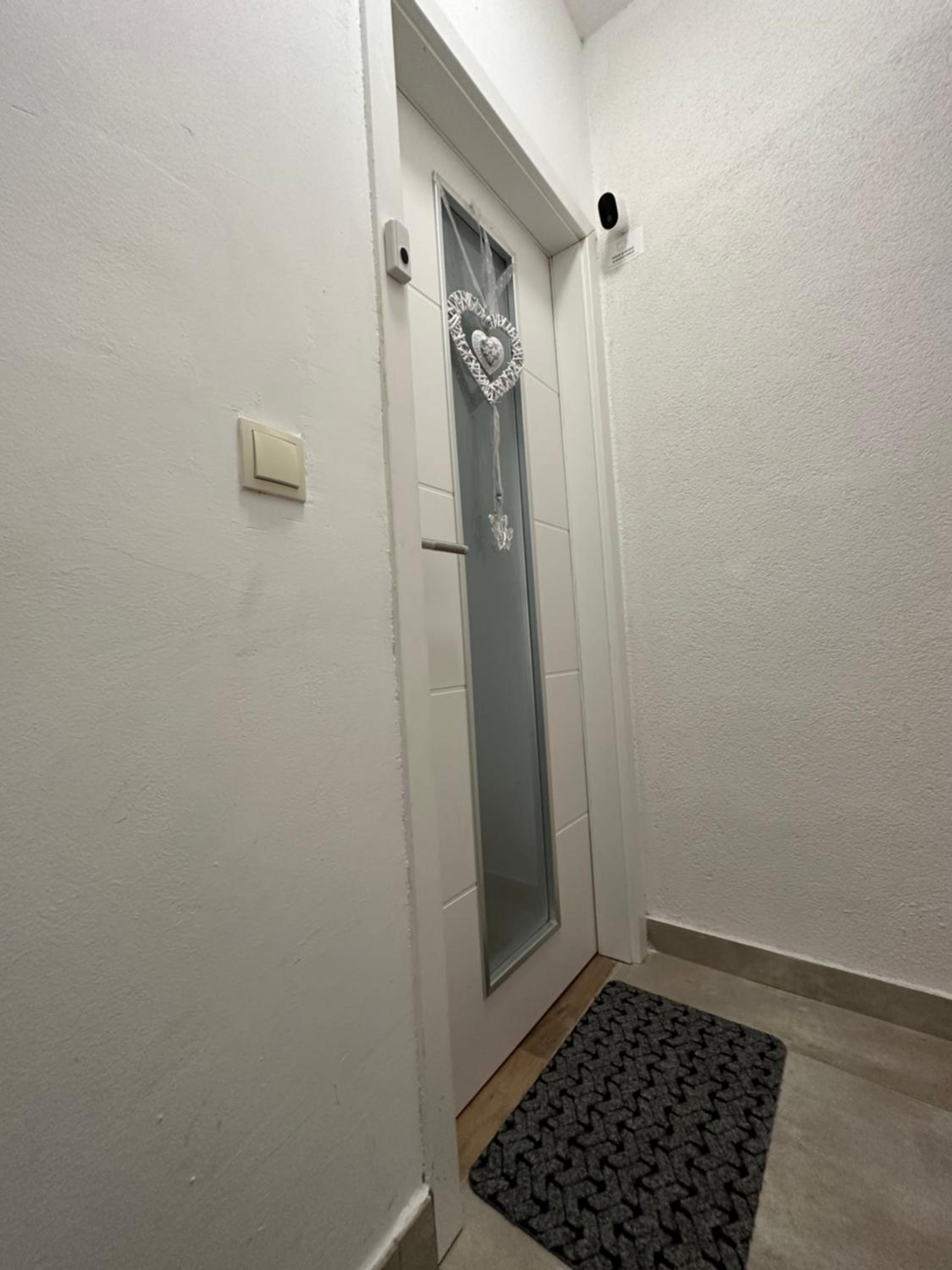Cherry Luxury Apartment view 4