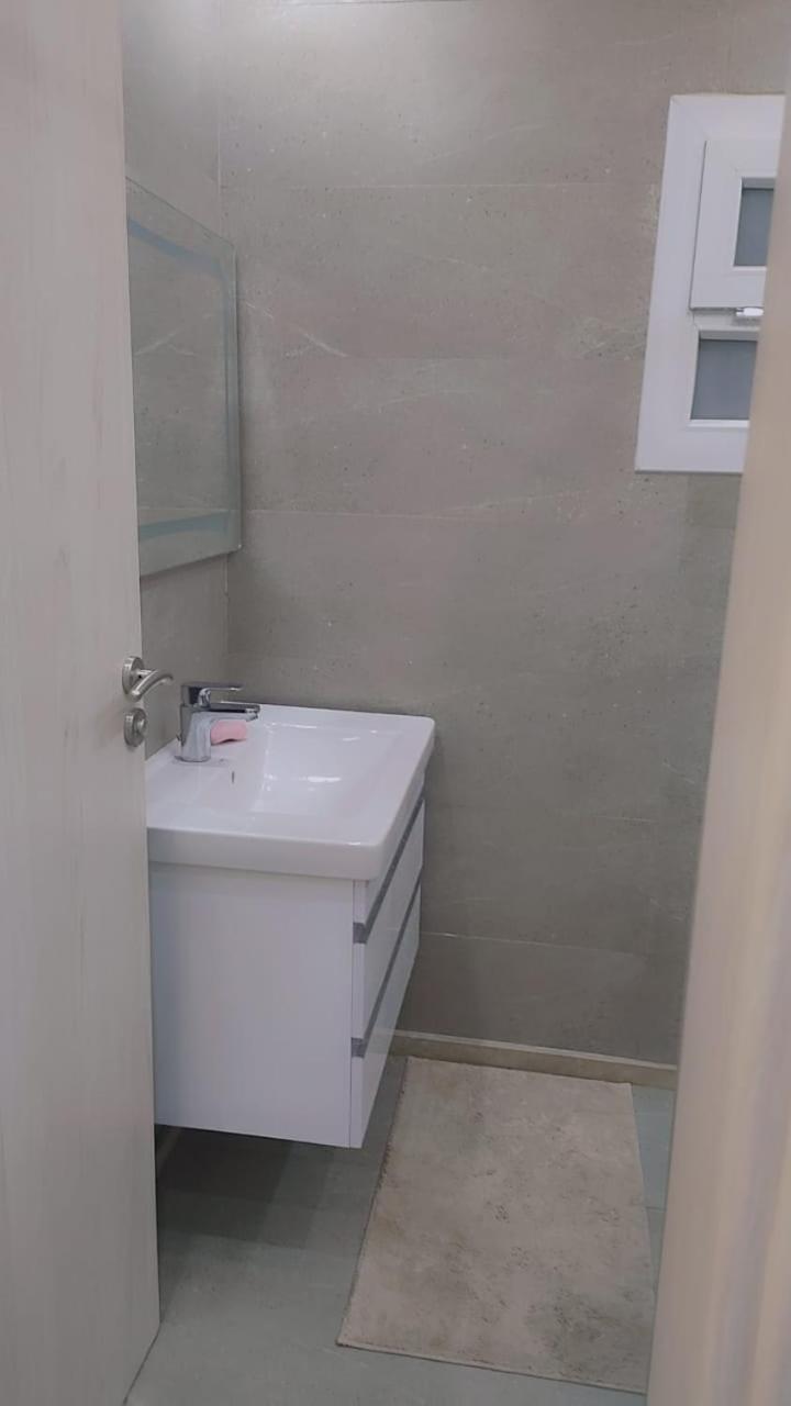 Zamalek Two-Bedroom Apartement Nile View