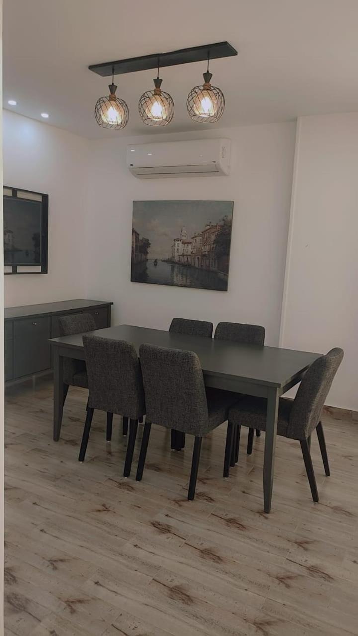 Zamalek Two-Bedroom Apartement Nile View