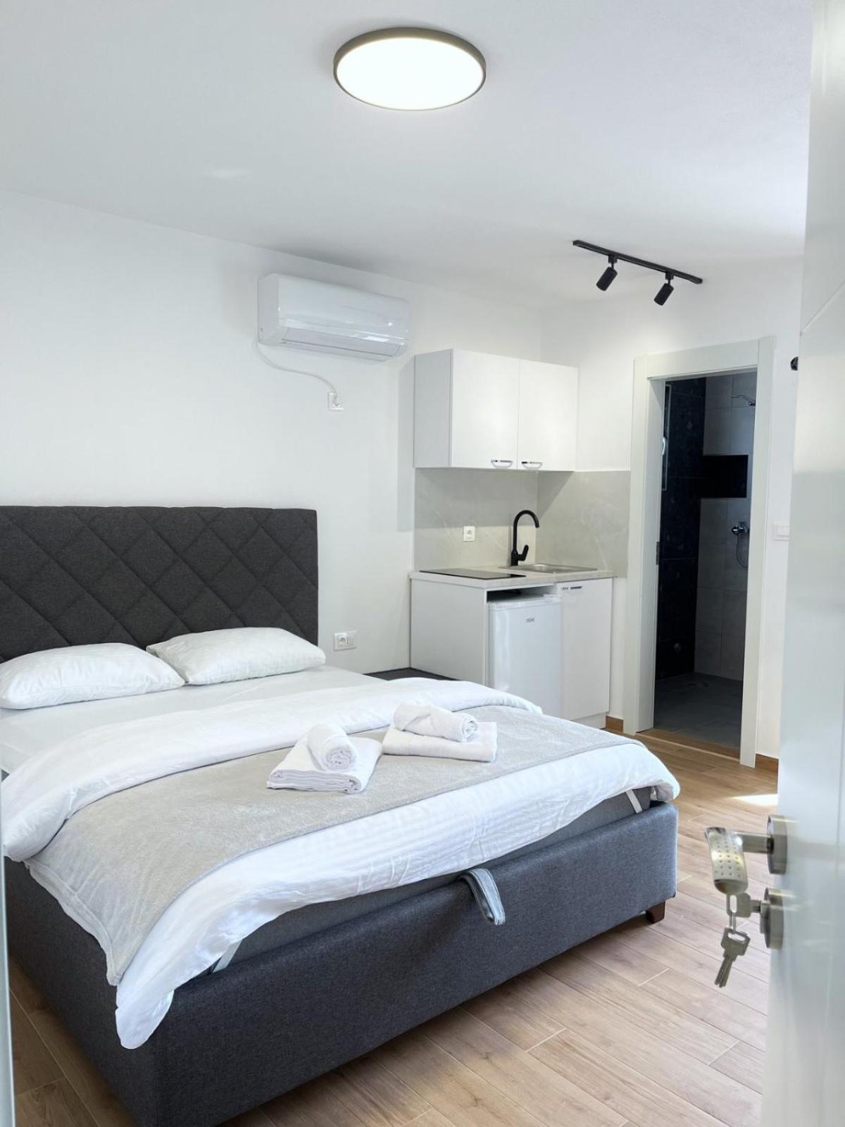 Lana apartmani