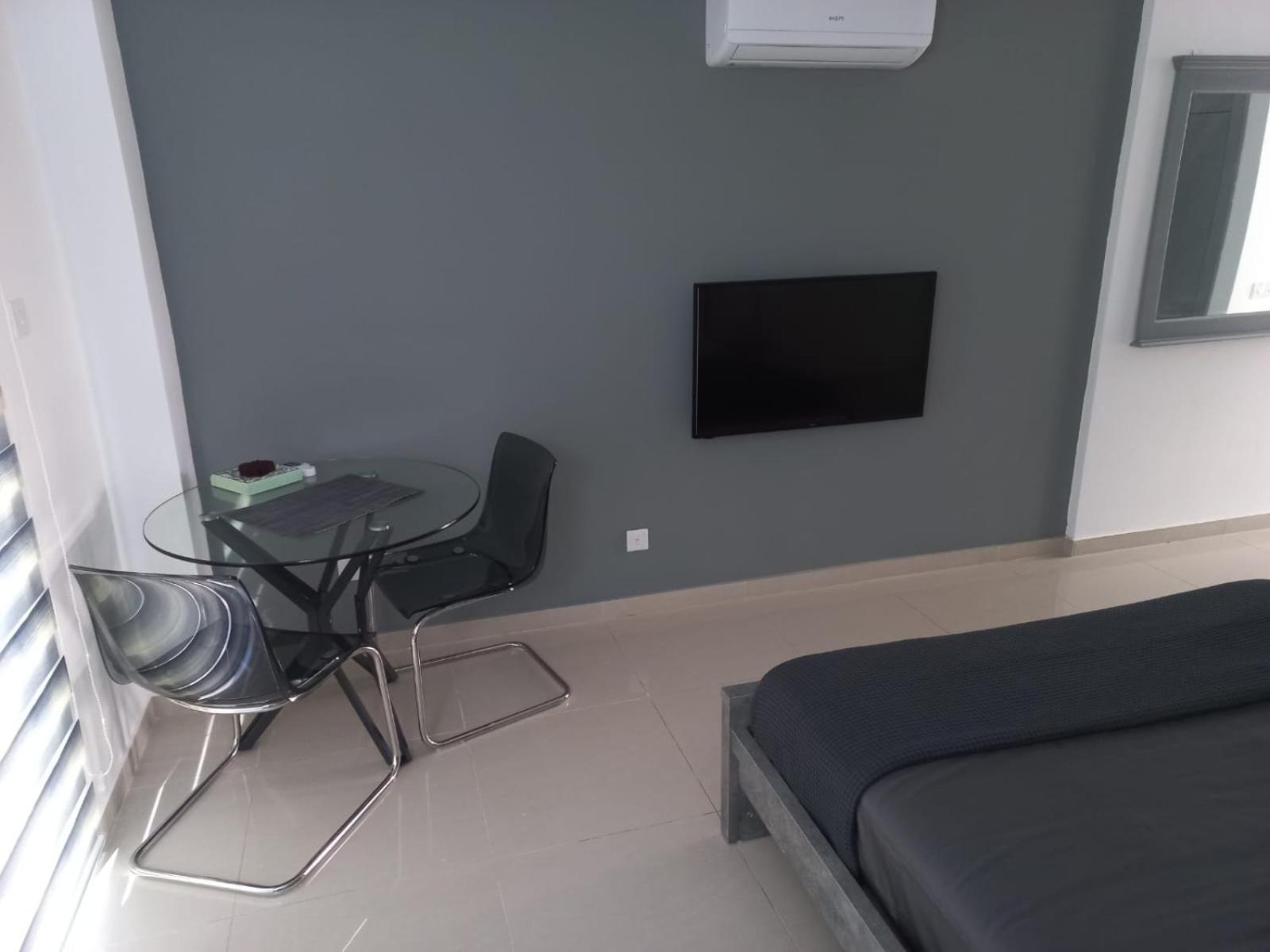 Modern Studio apartment Armonia Court