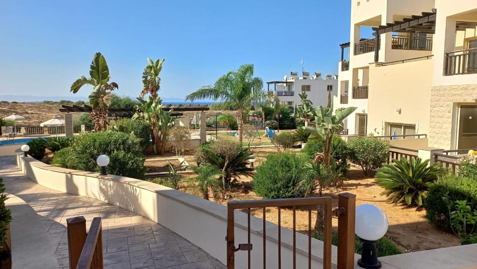 Modern Studio apartment Armonia Court