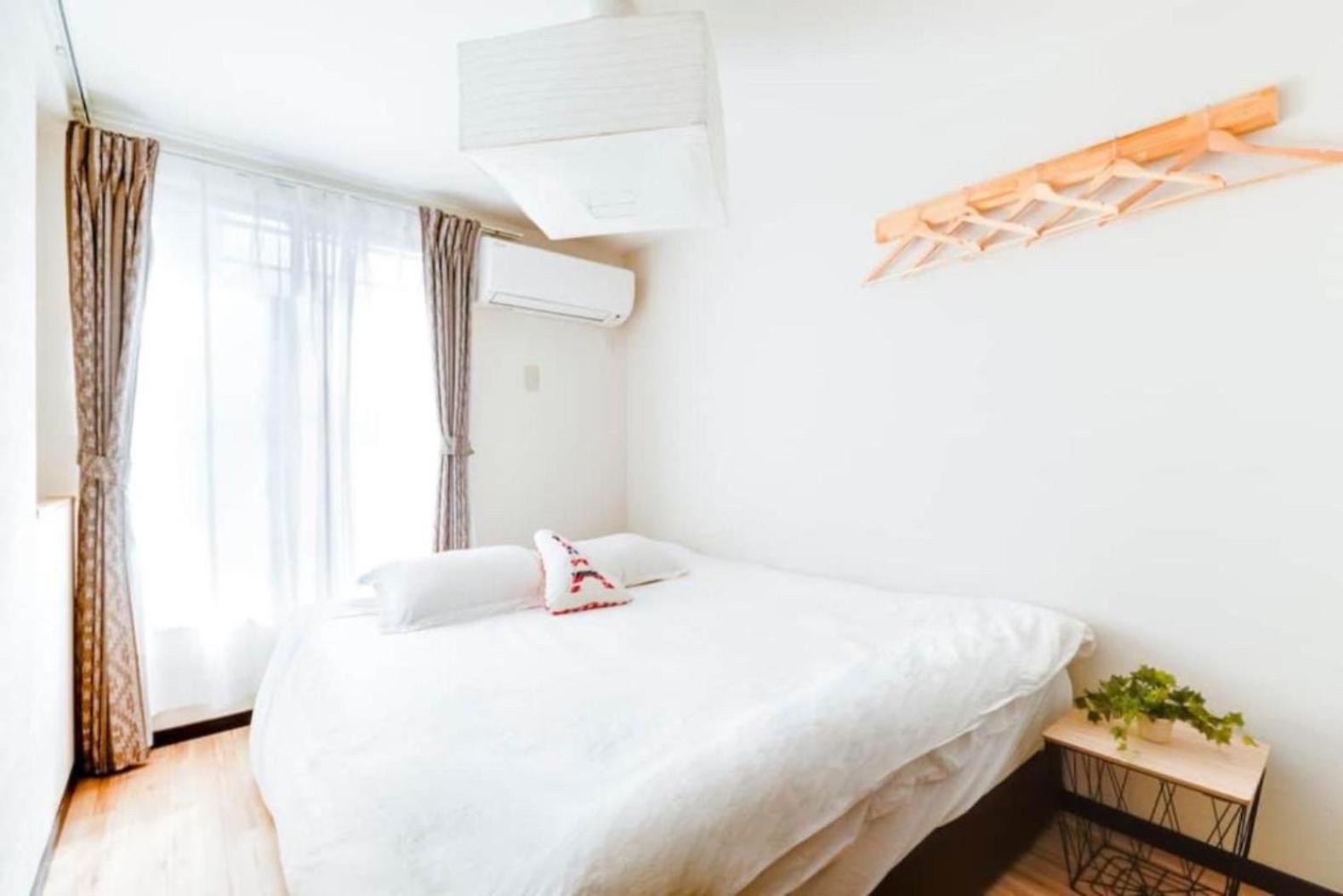 Osaka Family Villa with Free Parking near Namba