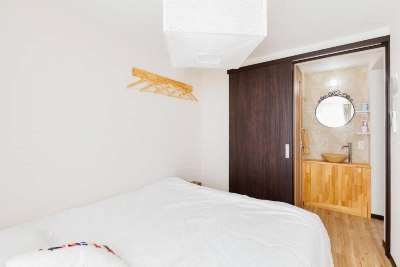 Osaka Family Villa with Free Parking near Namba