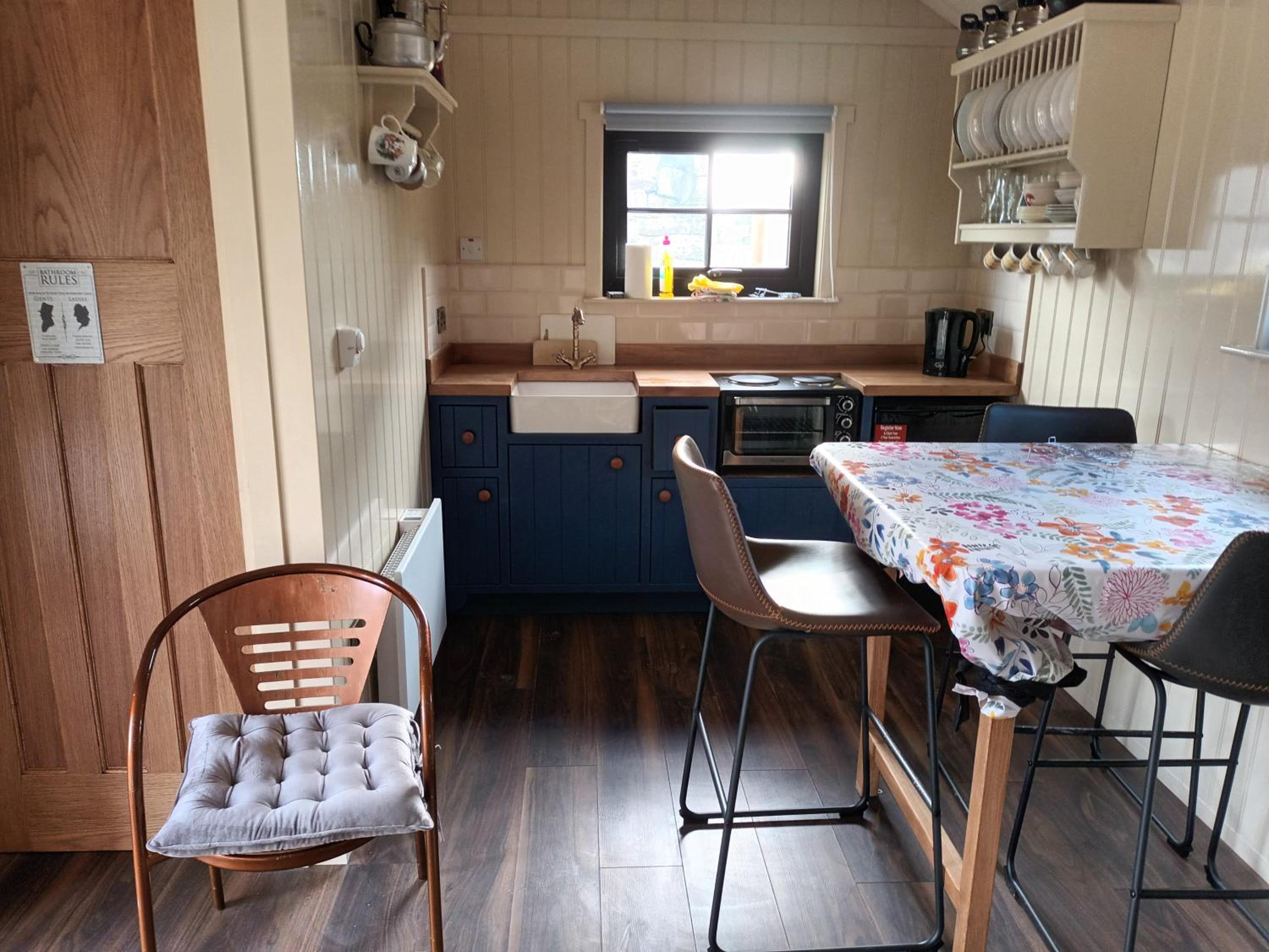 Rathgillen Cabin
