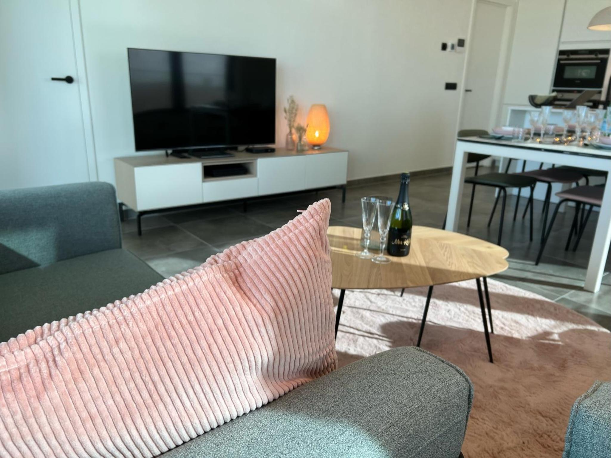 CoolSea3 - Modern appartment