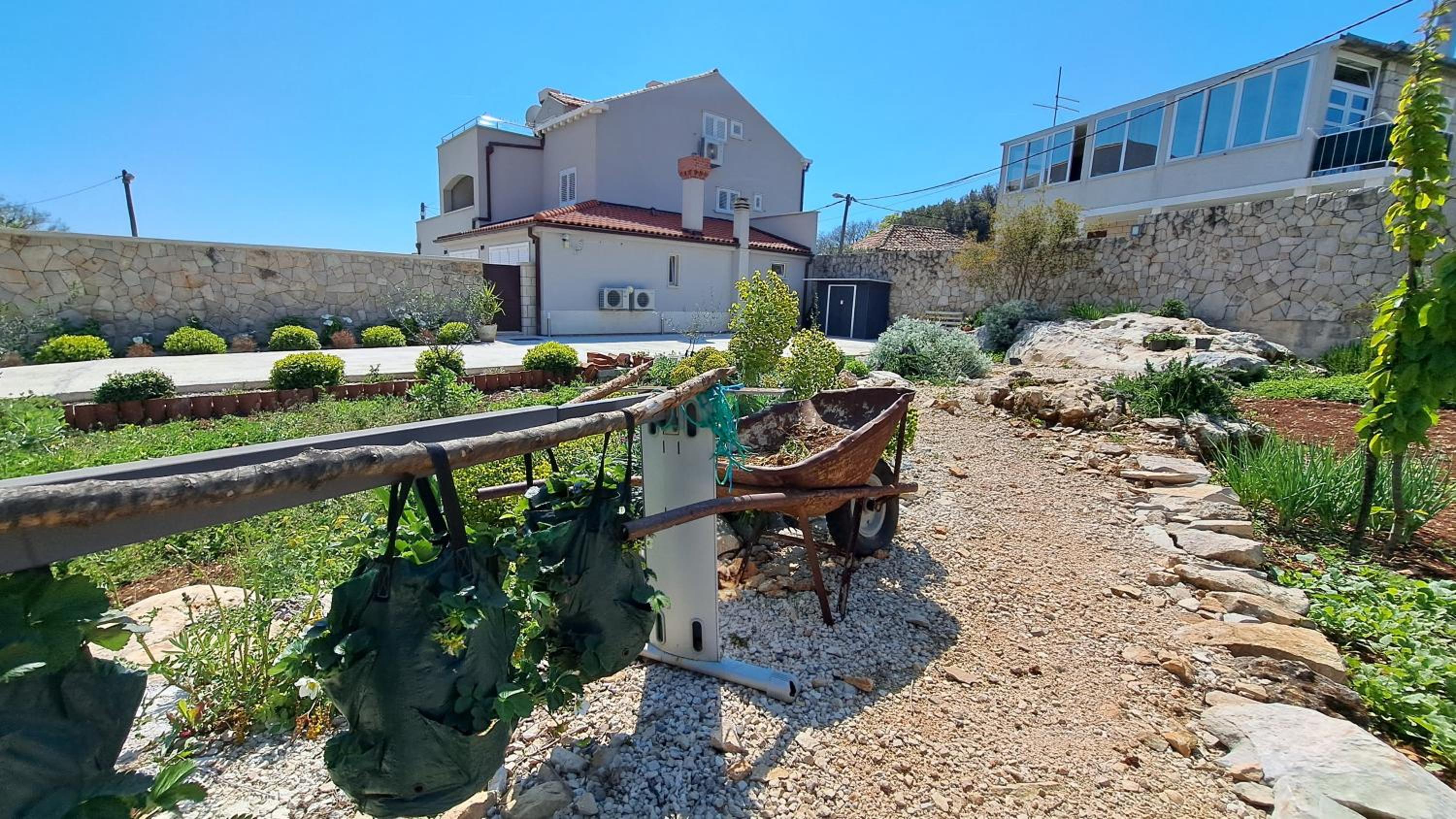 Hotel Dubrovnik Airport Apartment Tea - Image 1