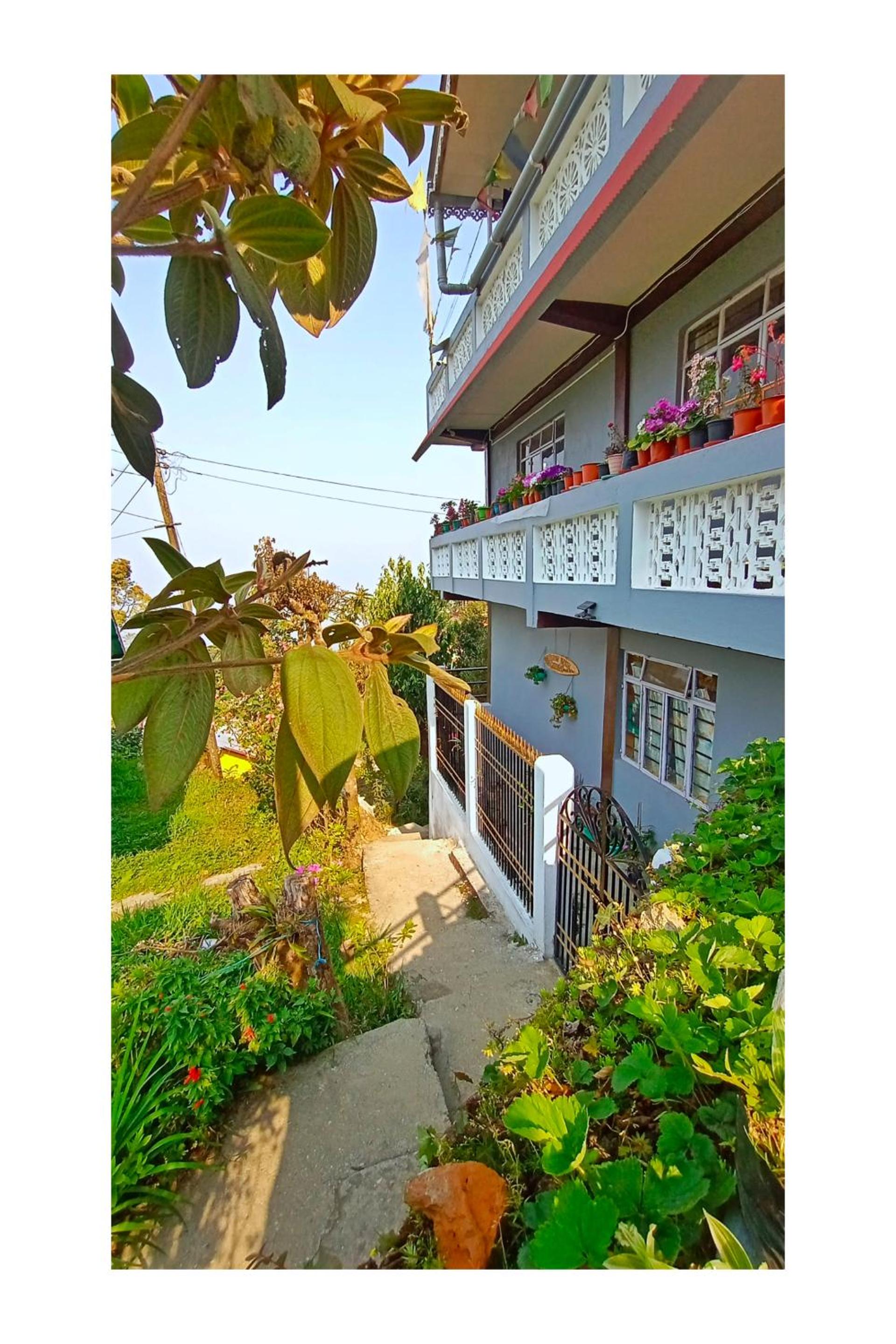 Aakeet Lyang Homestay view 2