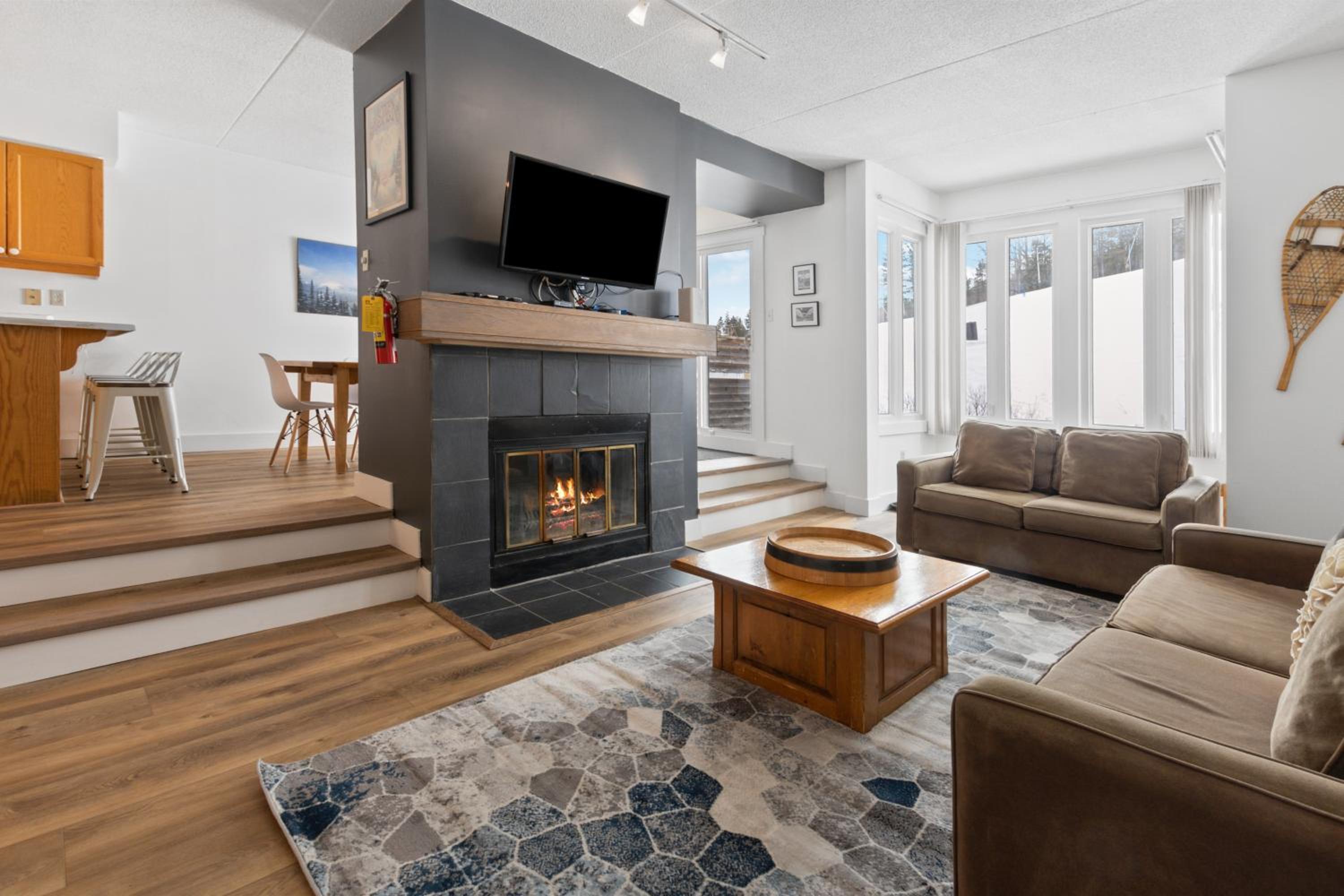 Blue Mountain Ski In Ski Out Resort Condo 2 Level