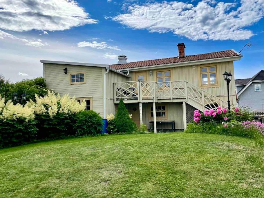 Charmigt sekelskifteshus med närhet till det mesta view 4