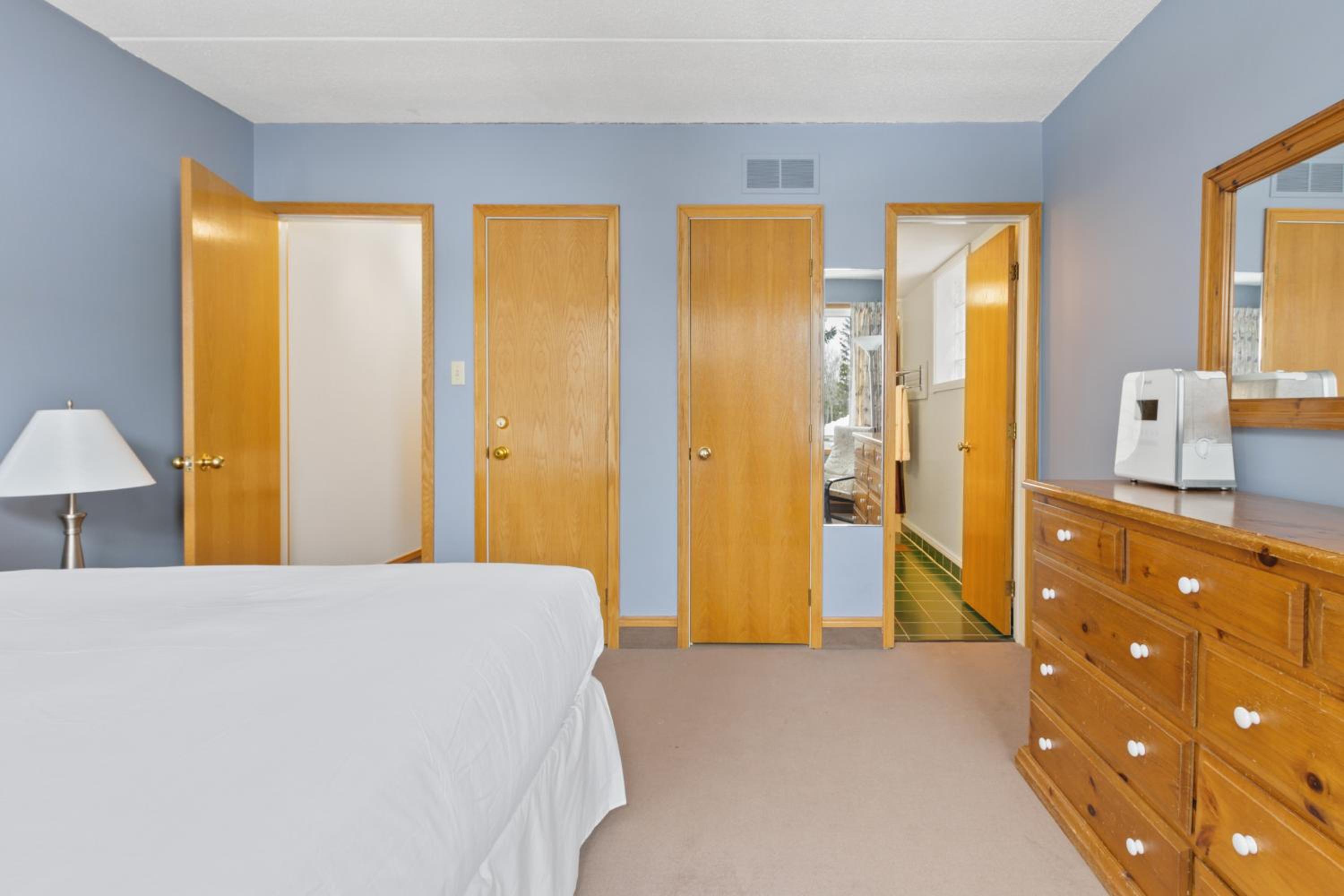 Blue Mountain Ski In Ski Out Resort Condo 2 Level