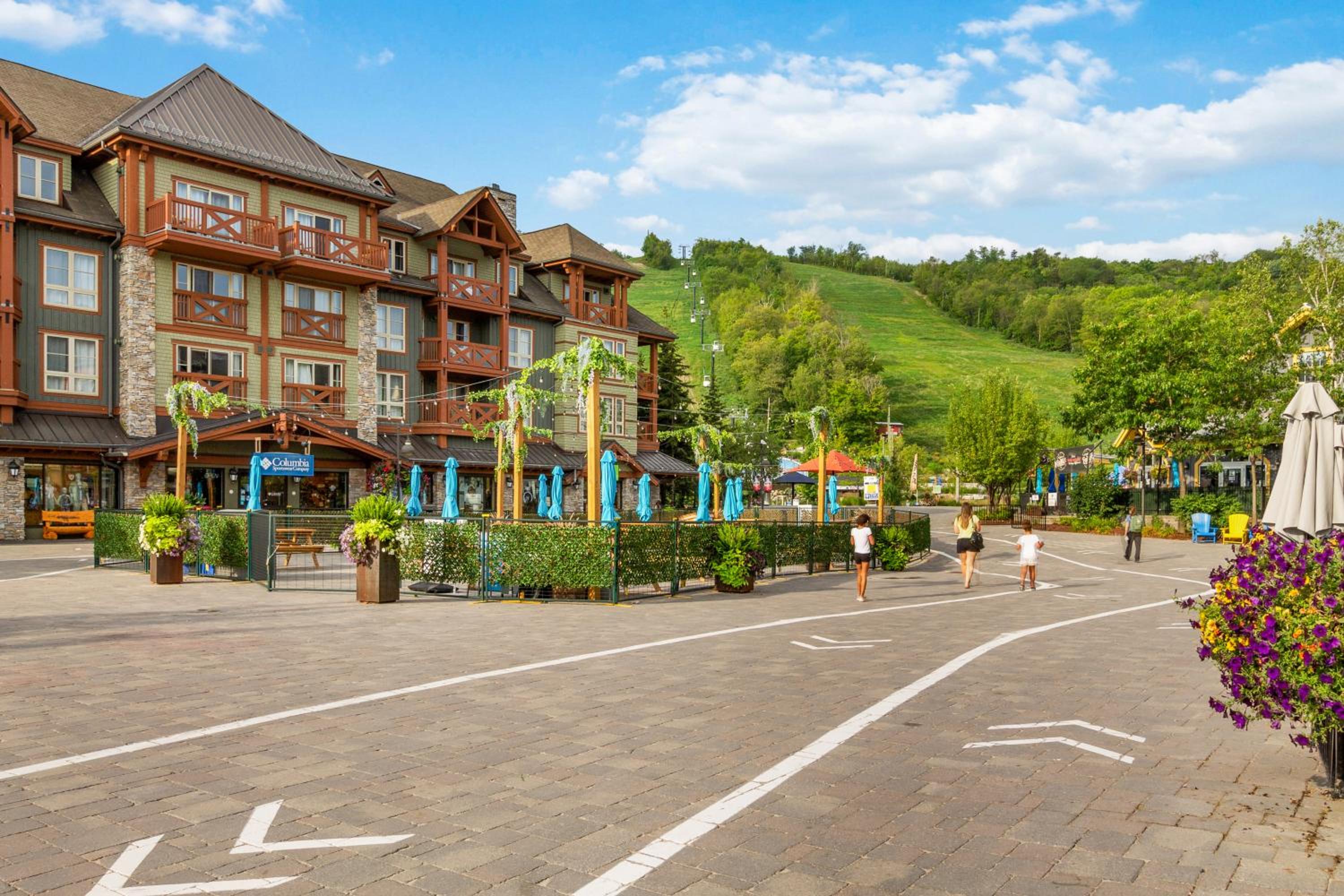 Blue Mountain Ski In Ski Out Resort Condo 2 Level