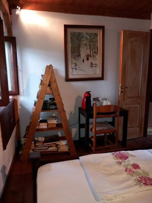 Photo 9