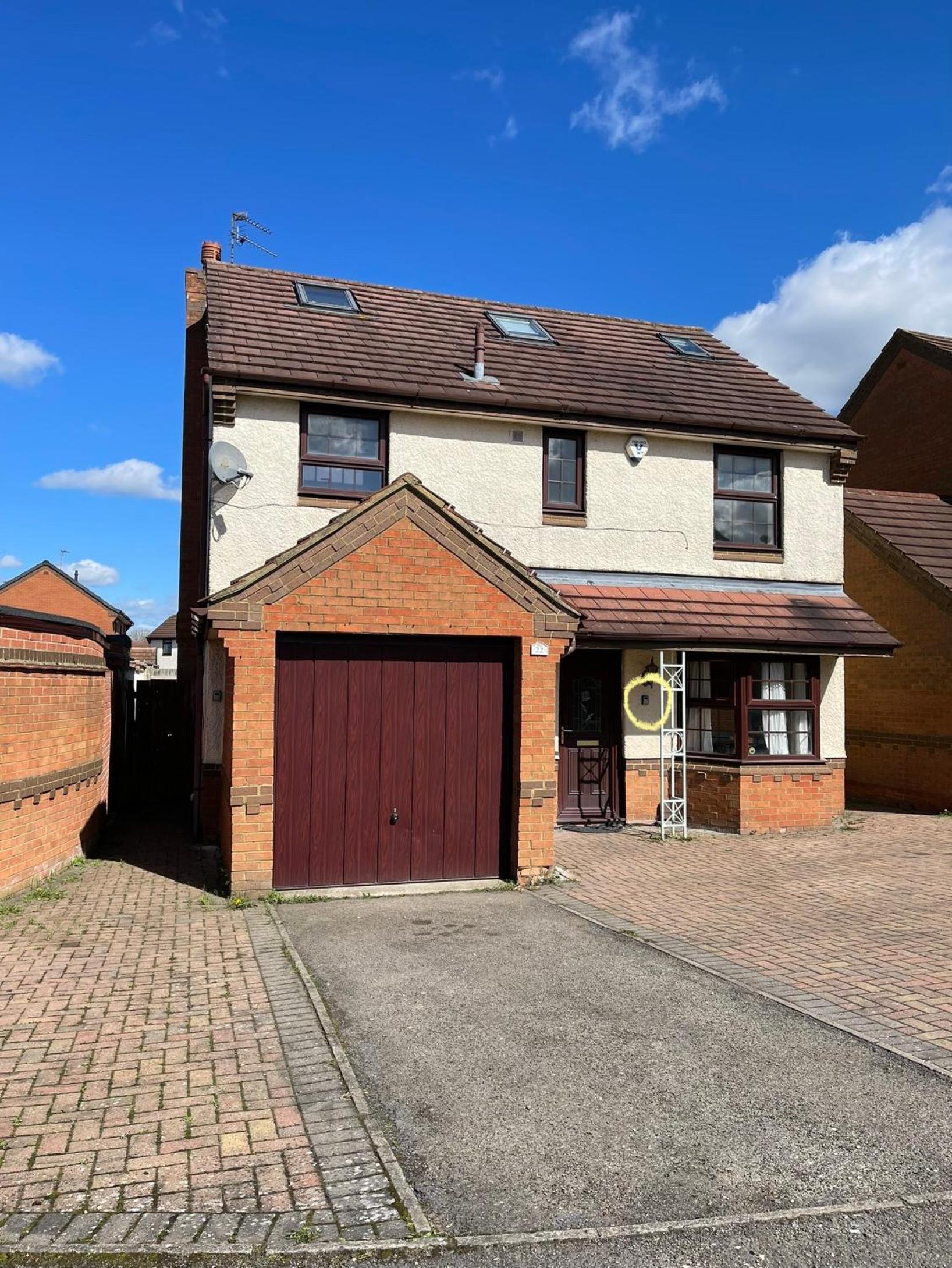 3 Floors, Sleeps 16, 4 Baths, 5 Parking, Bradgate Park, Richard III, Leicester