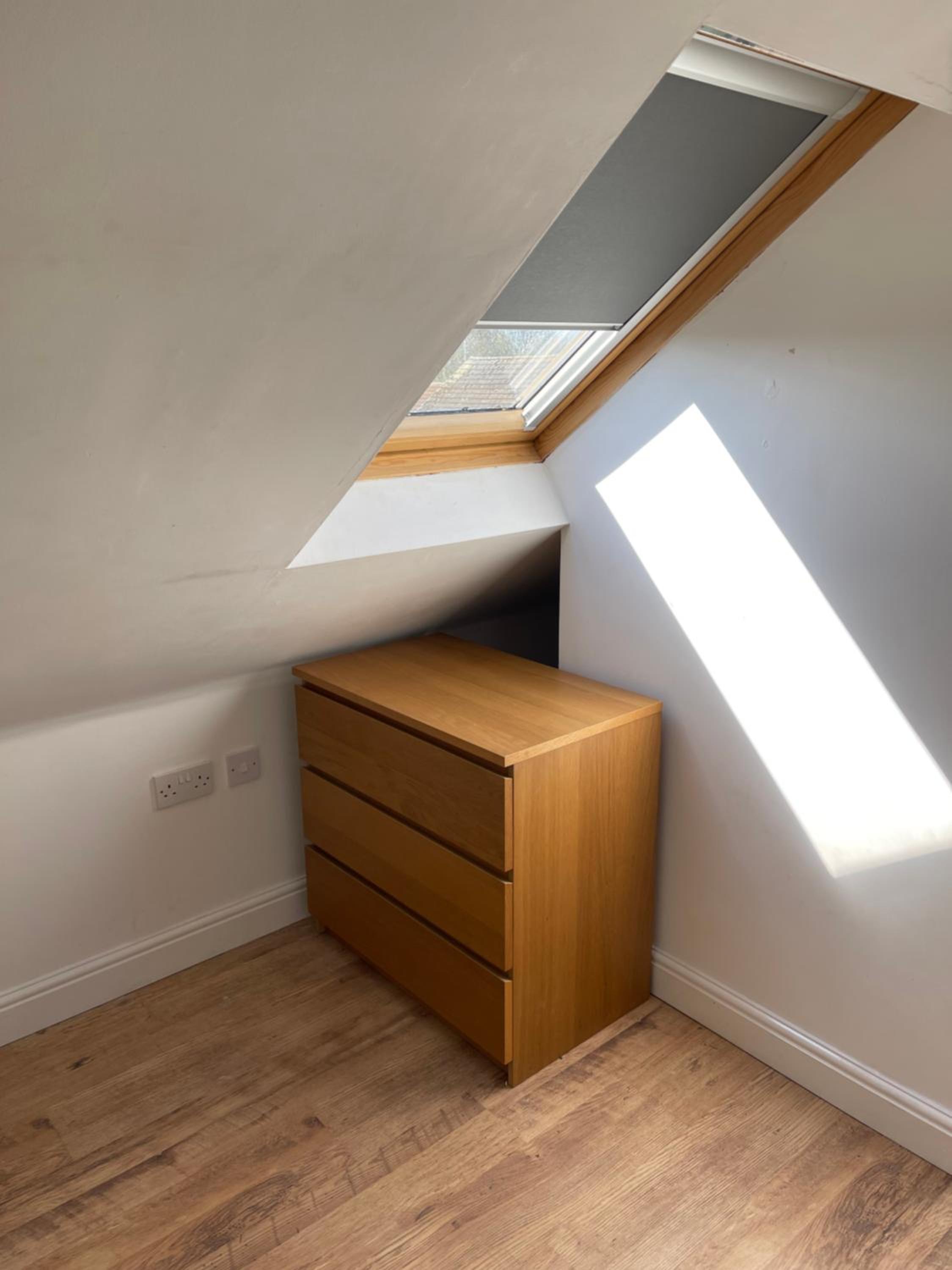 Large, 3 Floors, Sleeps 16, 4 Baths, 5 Parking, Semi rural Leicester