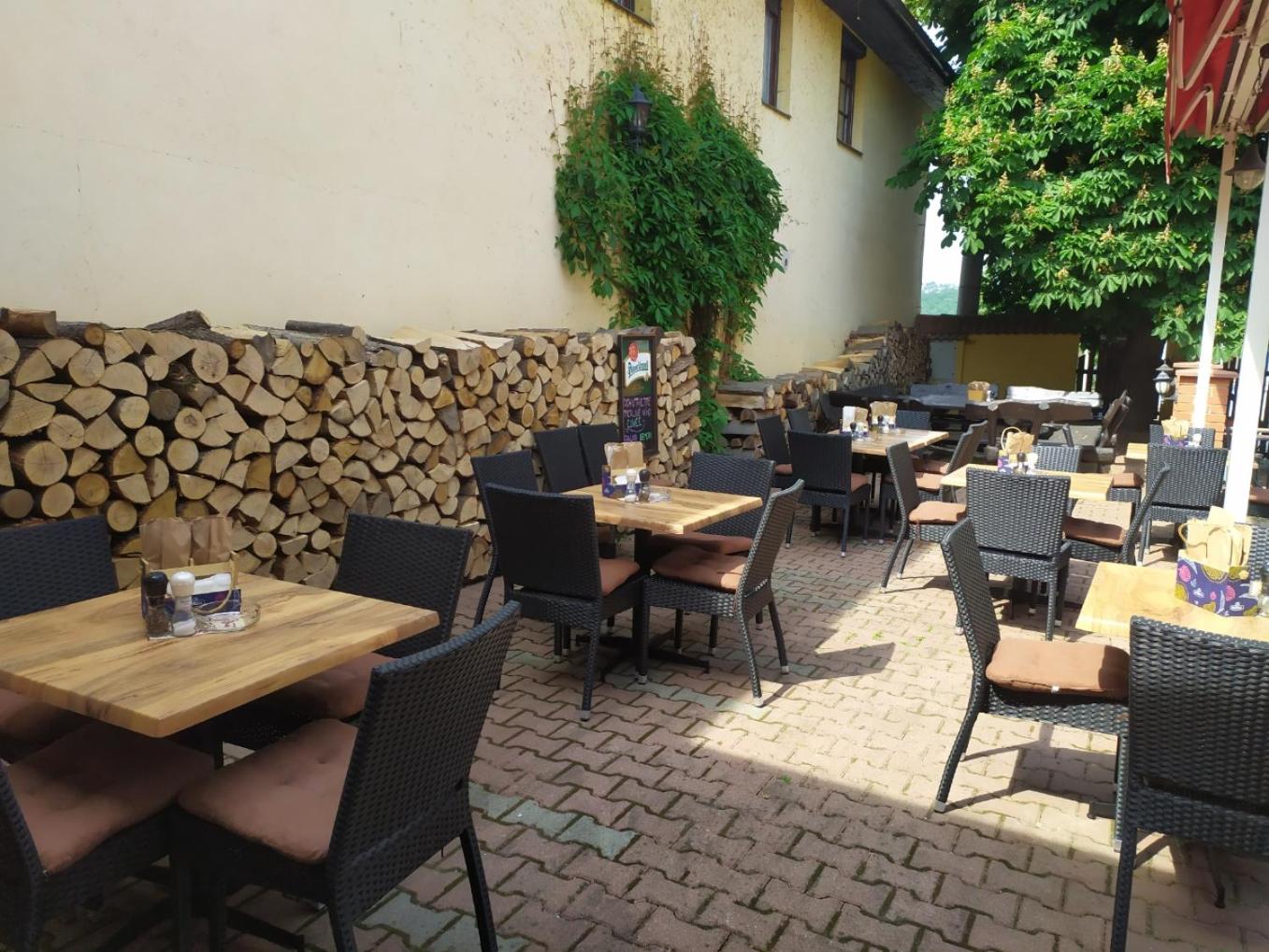 Penzion a Restaurace Nad Hradem