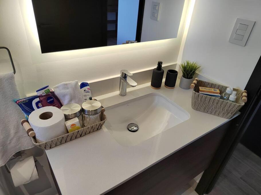 Hermoso apartamento nuevo en zona 10! view 2