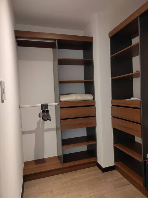 Hermoso apartamento nuevo en zona 10! view 4