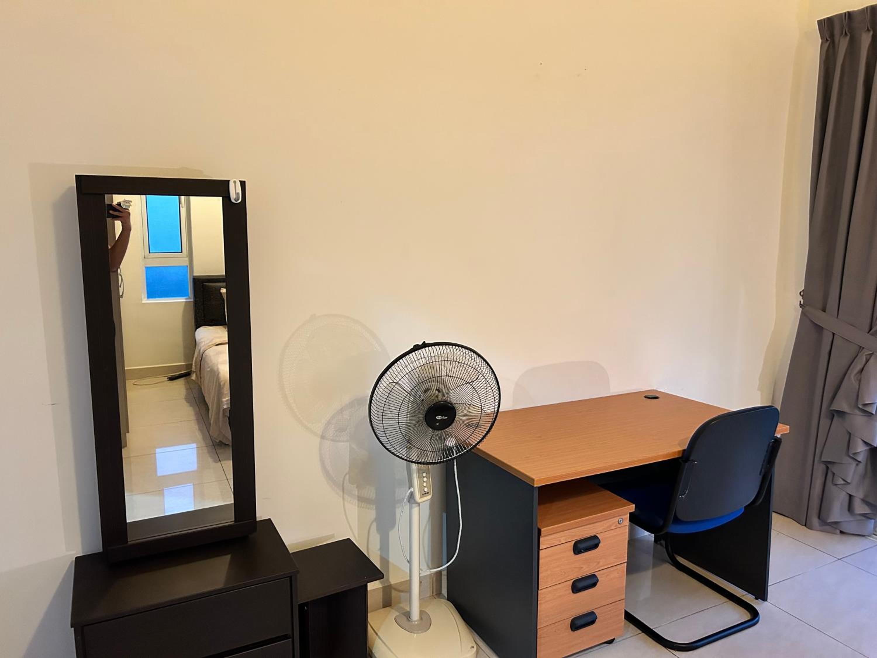 Golden Sands Seaview Residence 3MIN walk to Hospital Sultanah Aminah by Micasa Homestay