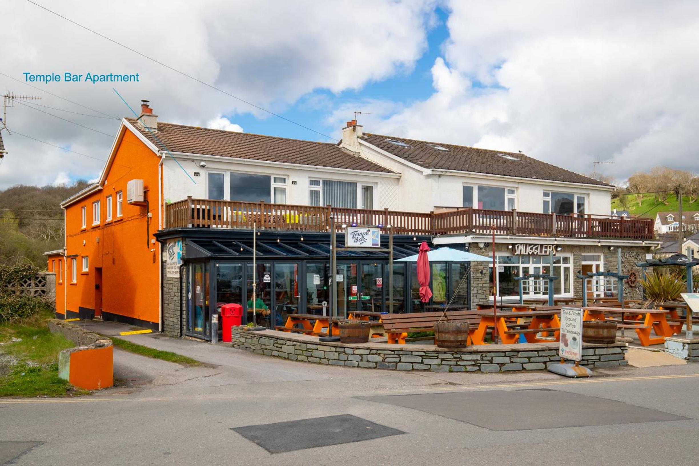 Temple Bar Apartment - Sea Front Views