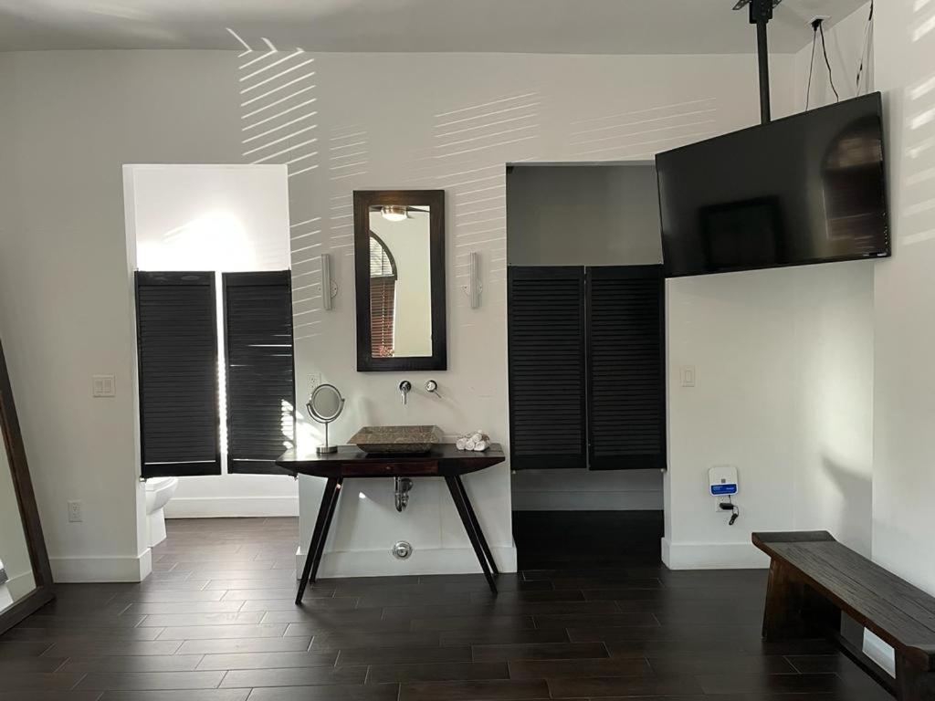 Vive Zen Master Suite for 4 Guests