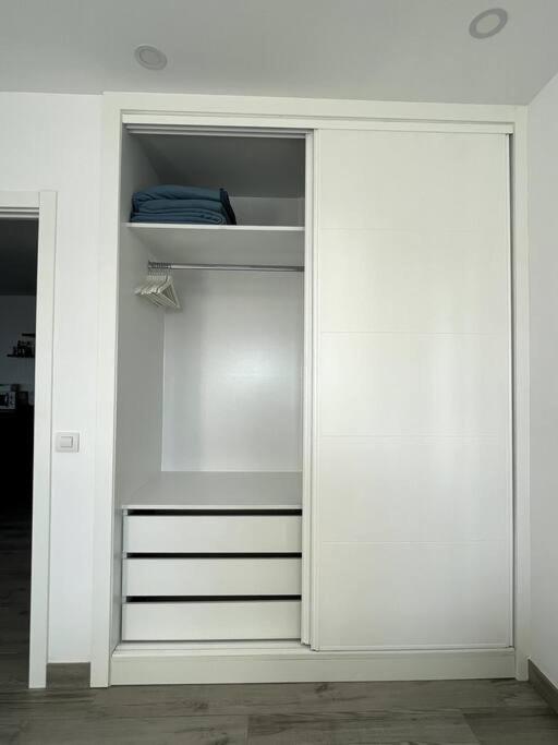 Moderno apartamento frente al mar