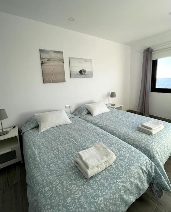 Moderno apartamento frente al mar