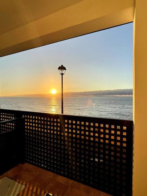 Moderno apartamento frente al mar