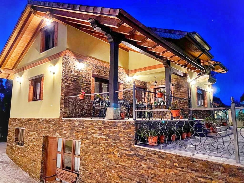 La Aguilerina Apartamentos Rurales