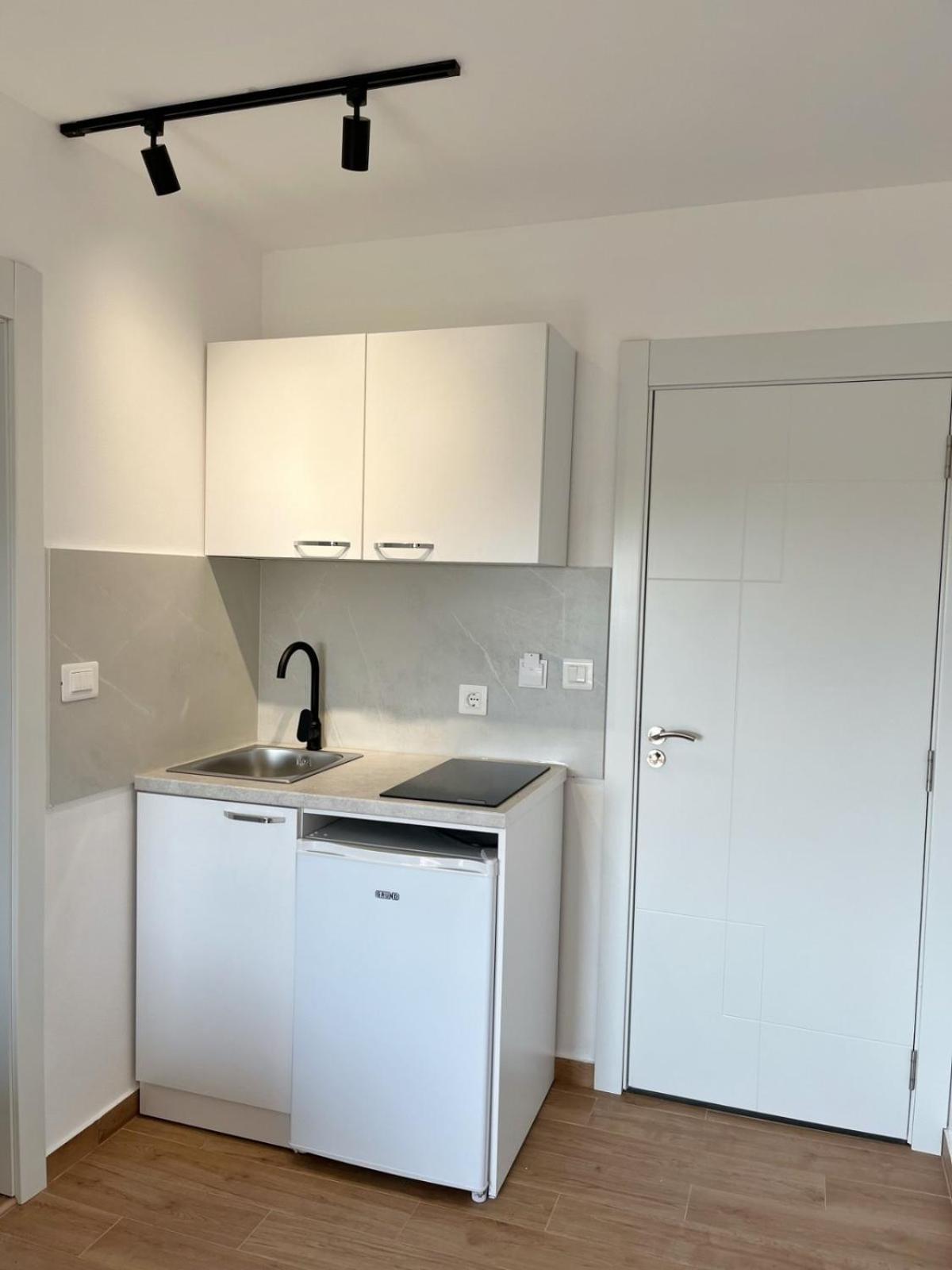 Lana apartmani