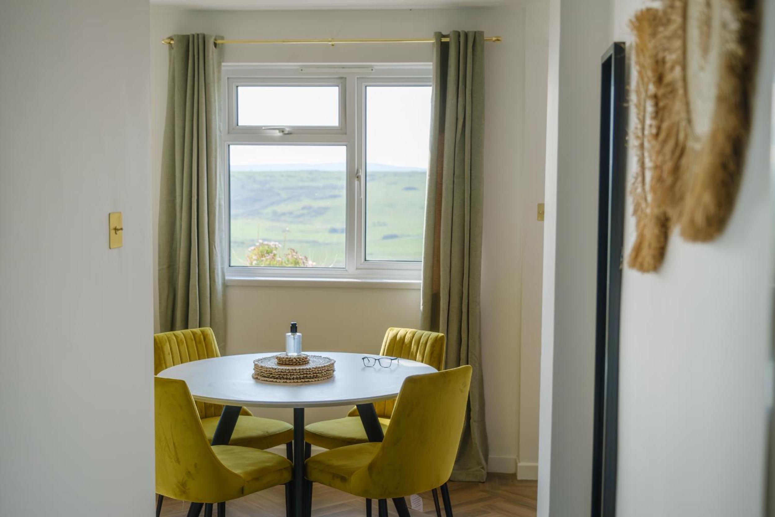 Hotel Priory Bay Escapes - Matahari - Image 1