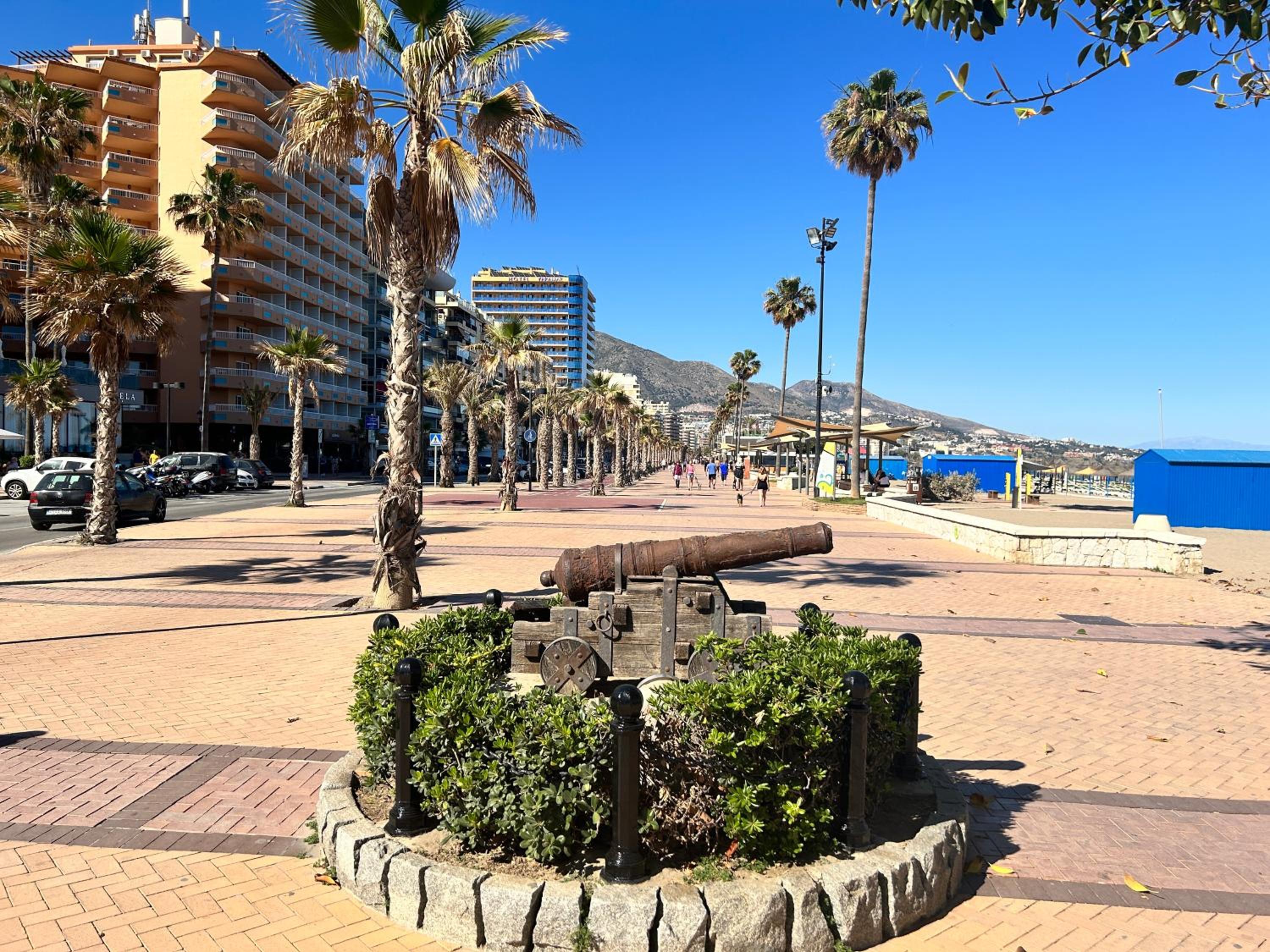 FUENGIROLA Castillo Malaga PARADAISE 3