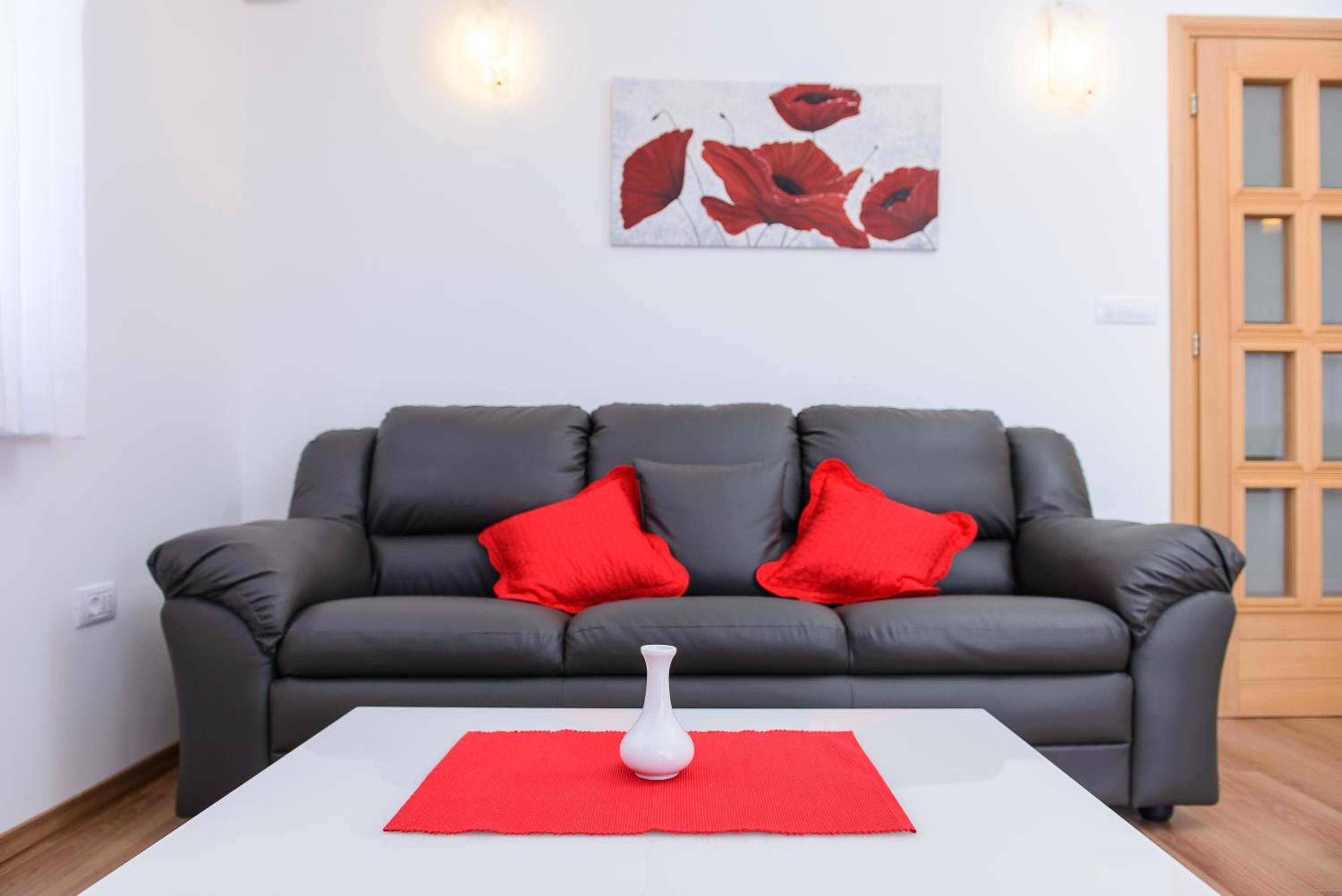 Apartment Violeta 1 with private terrace