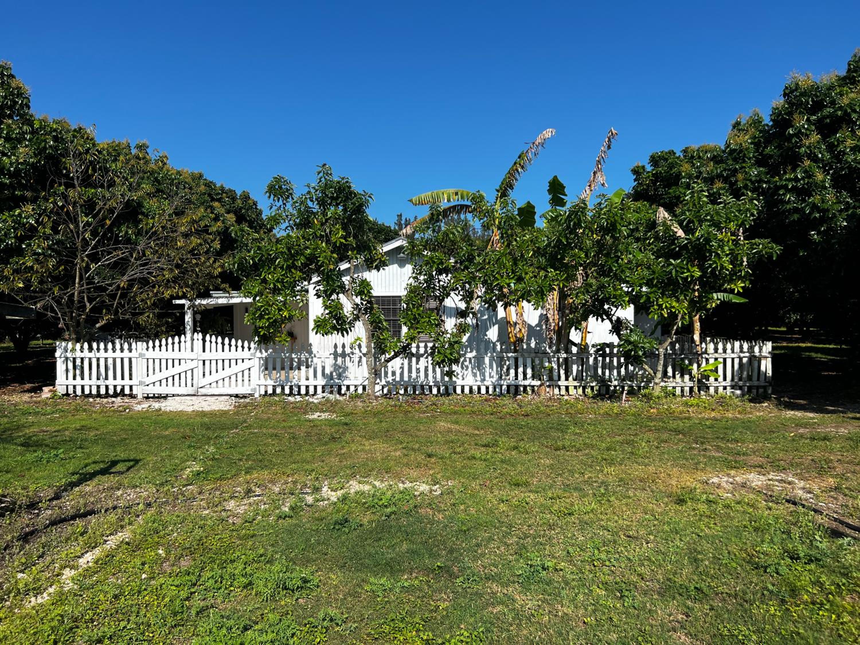 Spacious Tropical Farmhouse Near Miami, Everglades & Florida Keys view 3