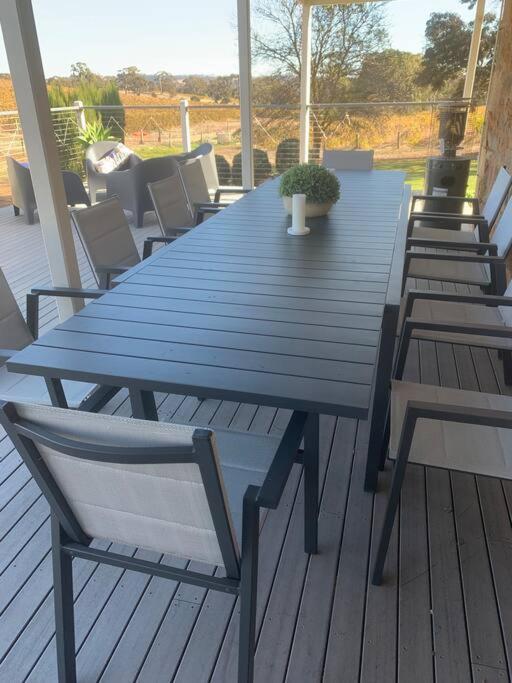 O'Briens of Clare - Stylish Pet Friendly Vineyard Accommodation