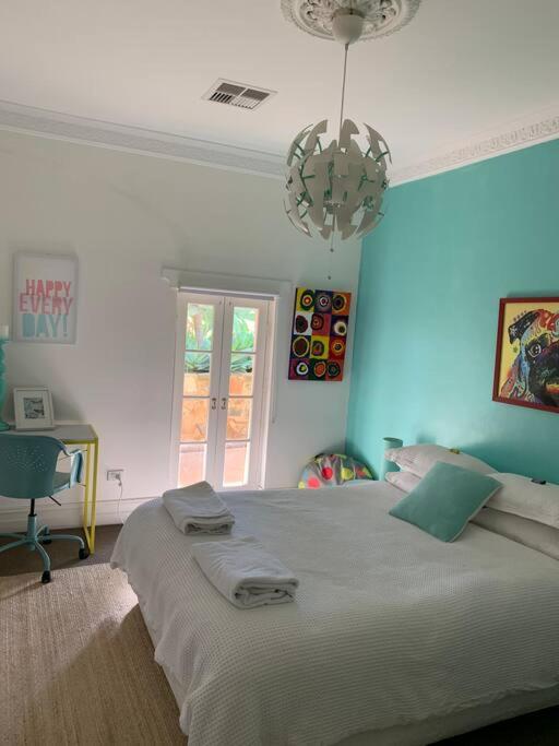 O'Briens of Clare - Stylish Pet Friendly Vineyard Accommodation