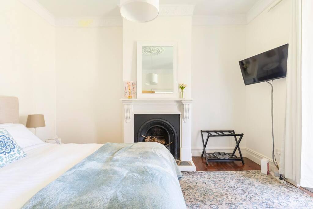 O'Briens of Clare - Stylish Pet Friendly Vineyard Accommodation