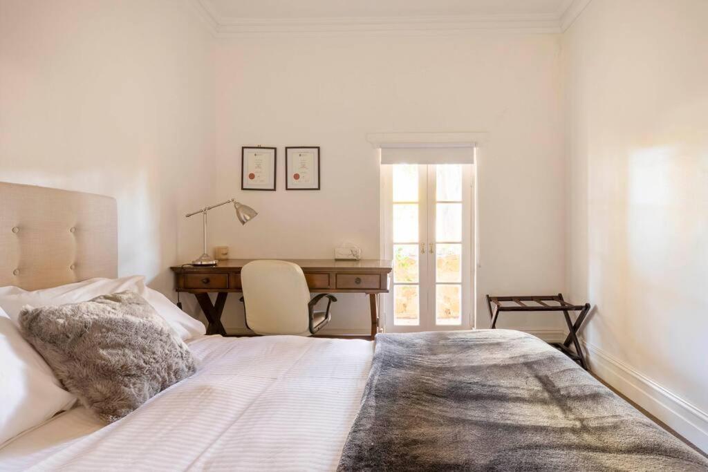 O'Briens of Clare - Stylish Pet Friendly Vineyard Accommodation