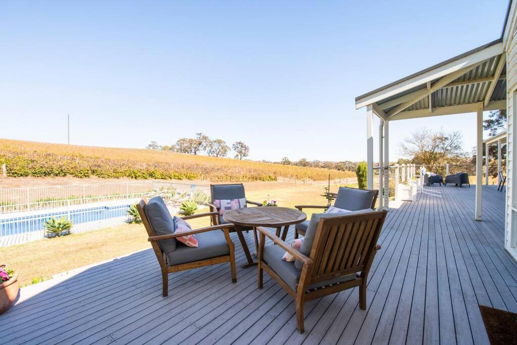 O'Briens of Clare - Stylish Pet Friendly Vineyard Accommodation