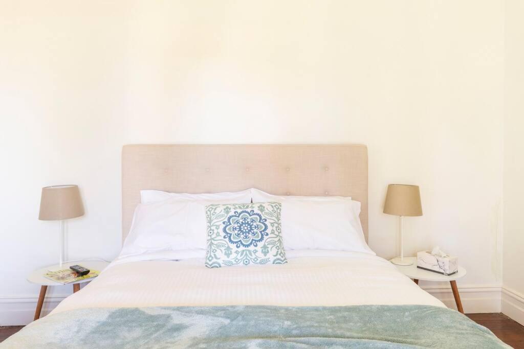 O'Briens of Clare - Stylish Pet Friendly Vineyard Accommodation